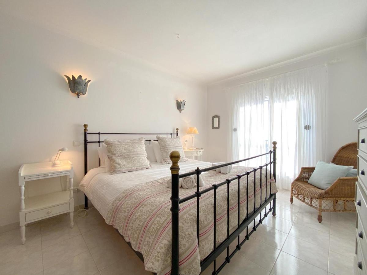 Charming Penthouse With Sea View In #1931 Appartement *